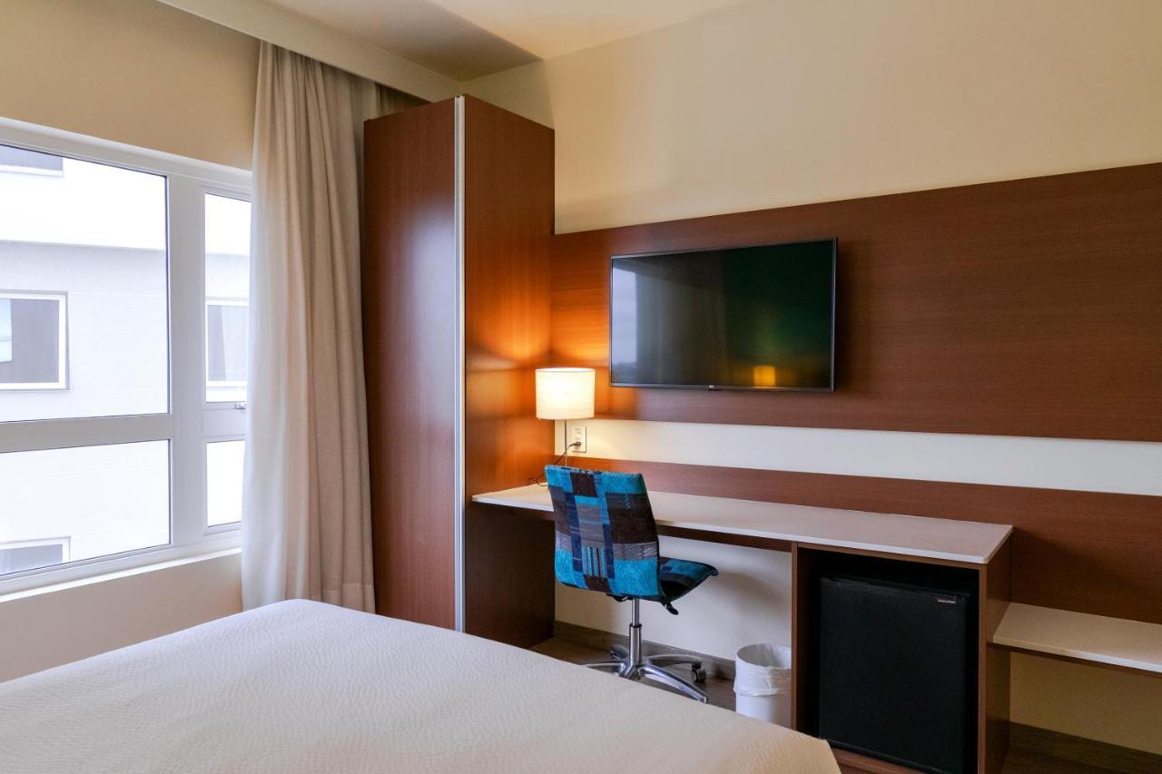 Ibis Styles Curitiba Aeroporto Hotel São José dos Pinhais Eksteriør billede