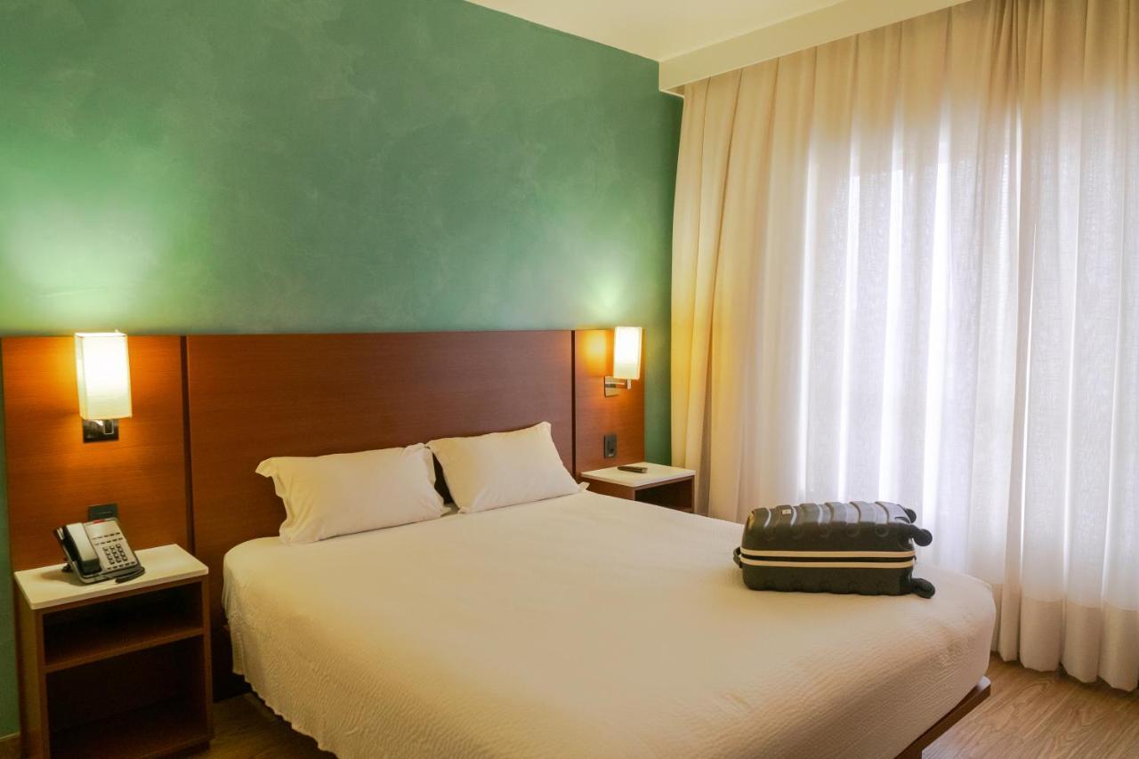 Ibis Styles Curitiba Aeroporto Hotel São José dos Pinhais Eksteriør billede