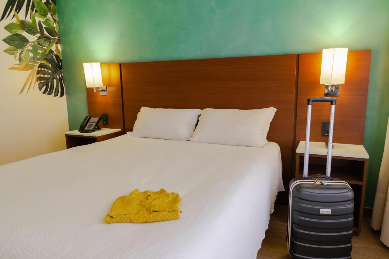 Ibis Styles Curitiba Aeroporto Hotel São José dos Pinhais Eksteriør billede