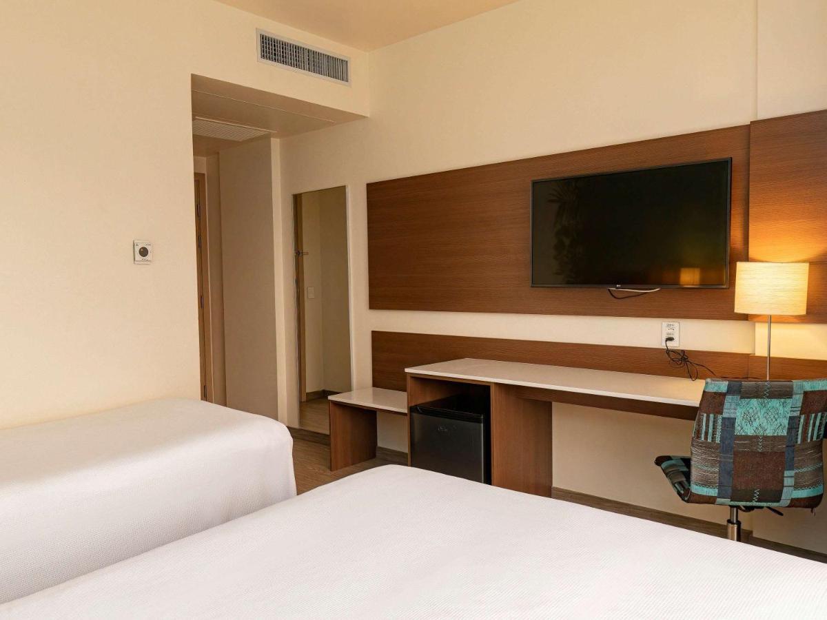 Ibis Styles Curitiba Aeroporto Hotel São José dos Pinhais Eksteriør billede